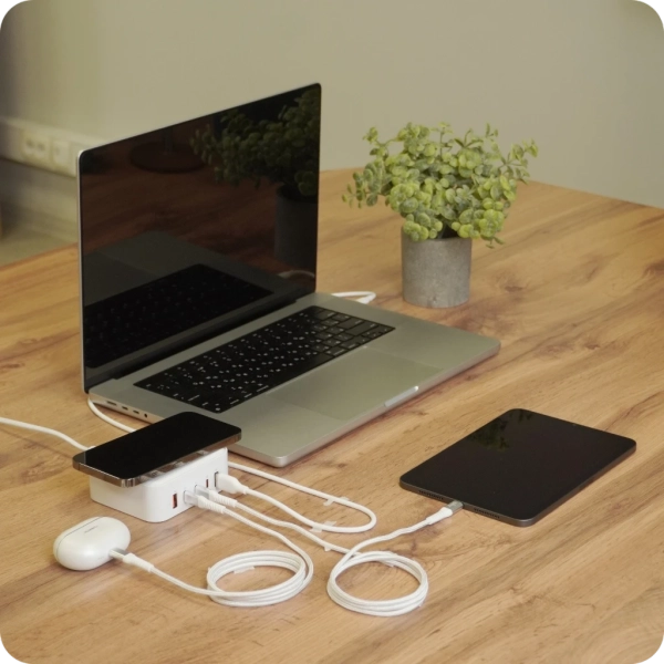 Зарядное устройство GaN 2 USB + 3 Type-C 100 Вт, 1,5 метра, белый TP-CA02-E