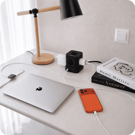 Сетевой фильтр башня 5 розеток, 2 метра, 3 USB + 1 Type-C 20 Вт, чёрный TP-VE4U5E-С